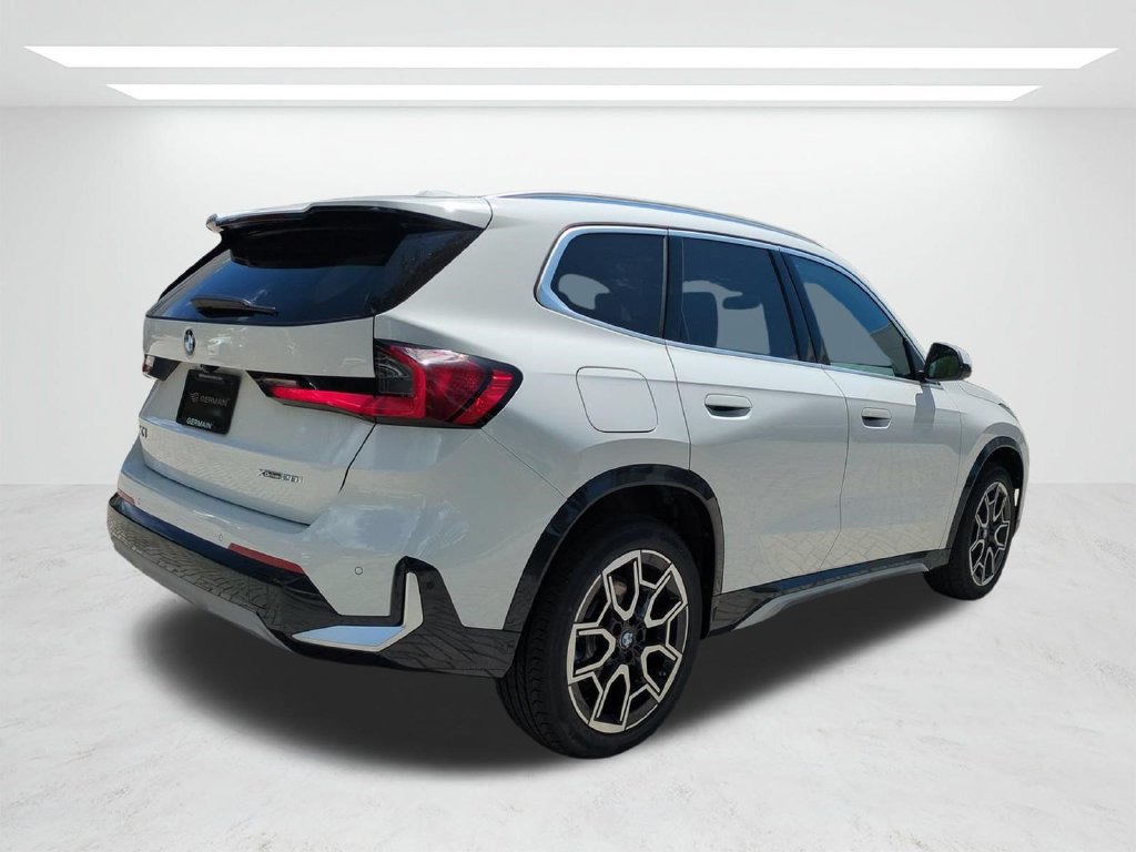 New 2027 BMW X1 xDrive28i AWD/4WD image 4