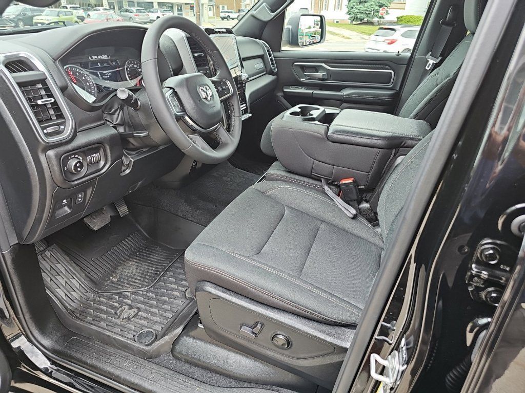 Used 2026 RAM 1500 Big Horn AWD/4WD image 16