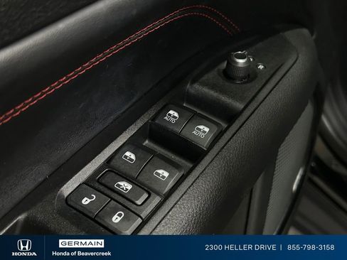 Used 2022 Jeep Compass Trailhawk w/ Sun and Sound Group AWD/4WD image 18