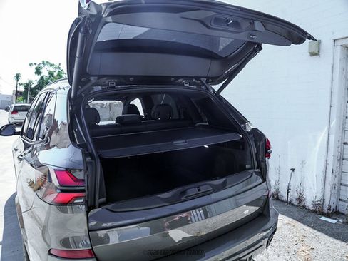 Used 2024 BMW X5 sDrive40i w/ M Sport Package RWD image 89