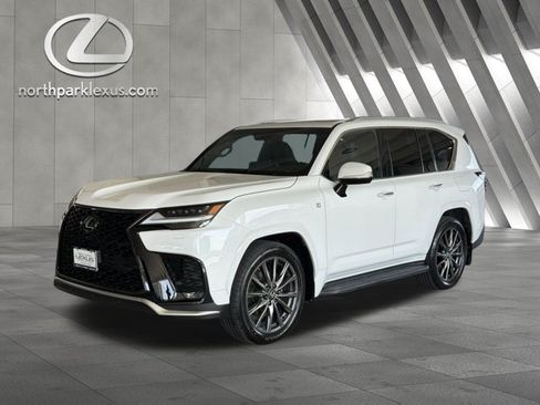 Used 2024 Lexus LX 600 F Sport AWD/4WD image 3