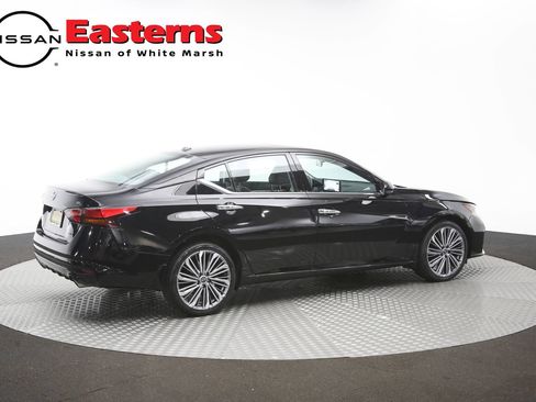 Used 2024 Nissan Altima 2.5 SL AWD/4WD image 38