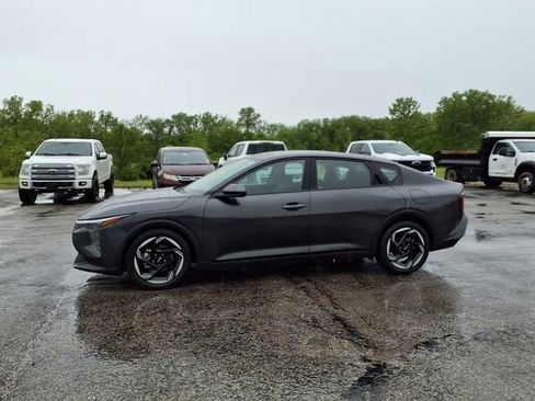 Used 2025 Kia K4 EX FWD image 38
