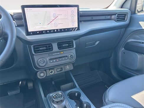 New 2025 Ford Maverick Lariat w/ Black Appearance Package image 11