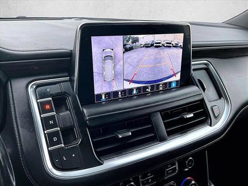 Used 2021 Chevrolet Suburban LT w/ LT Signature Package image 23