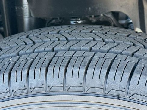 Used 2026 Jeep Wrangler Sahara image 32