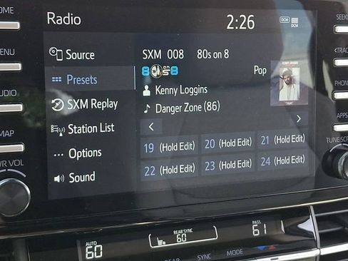 Used 2024 Toyota Sienna LE FWD image 16