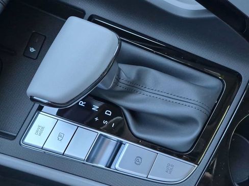 New 2026 Hyundai Elantra SEL Sport FWD image 30