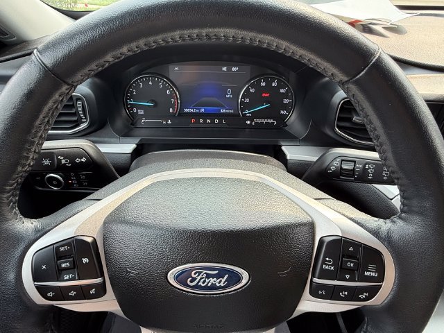 Certified 2023 Ford Explorer XLT w/ Equipment Group 202A AWD/4WD image 18