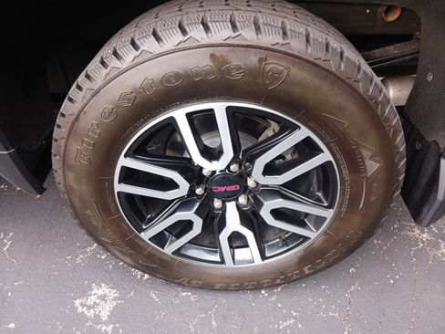 Used 2023 GMC Sierra 1500 AT4 w/ Technology Package image 34