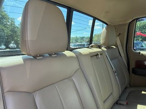 Used 2010 Ford F150 Lariat RWD image 24