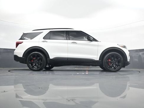 Used 2024 Ford Explorer ST w/ Equipment Group 401A AWD/4WD image 25