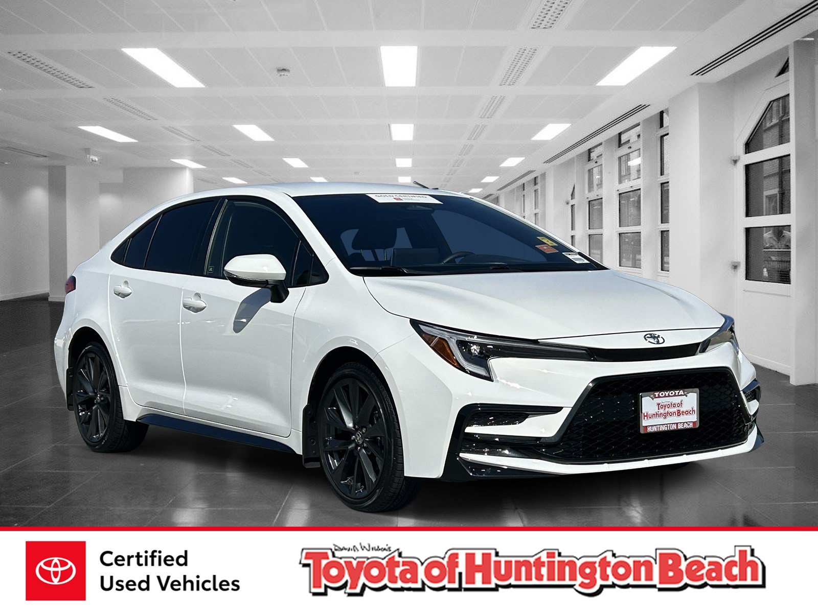 Certified 2026 Toyota Corolla SE w/ SE Package FWD image 1
