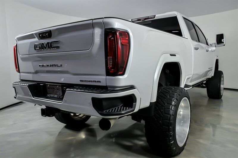 Used 2020 GMC Sierra 2500 Denali w/ Denali Ultimate Package AWD/4WD image 11
