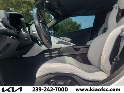 Used 2022 Chevrolet Corvette Stingray Preferred Conv w/ Z51 Performance Package RWD image 14