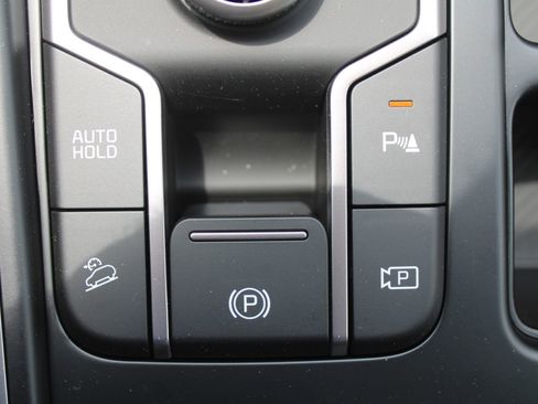 Certified 2025 Kia Sorento EX w/ EX Panoramic Sunroof Package image 39