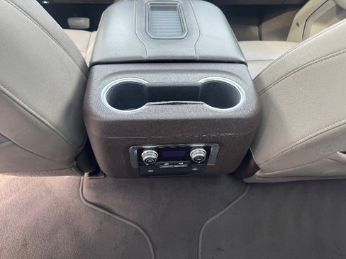 Used 2021 GMC Yukon XL SLT w/ SLT Luxury Plus Package image 23