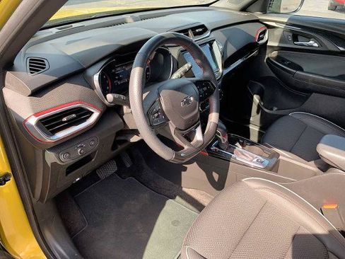 Certified 2023 Chevrolet TrailBlazer RS w/ Convenience Package AWD/4WD image 10