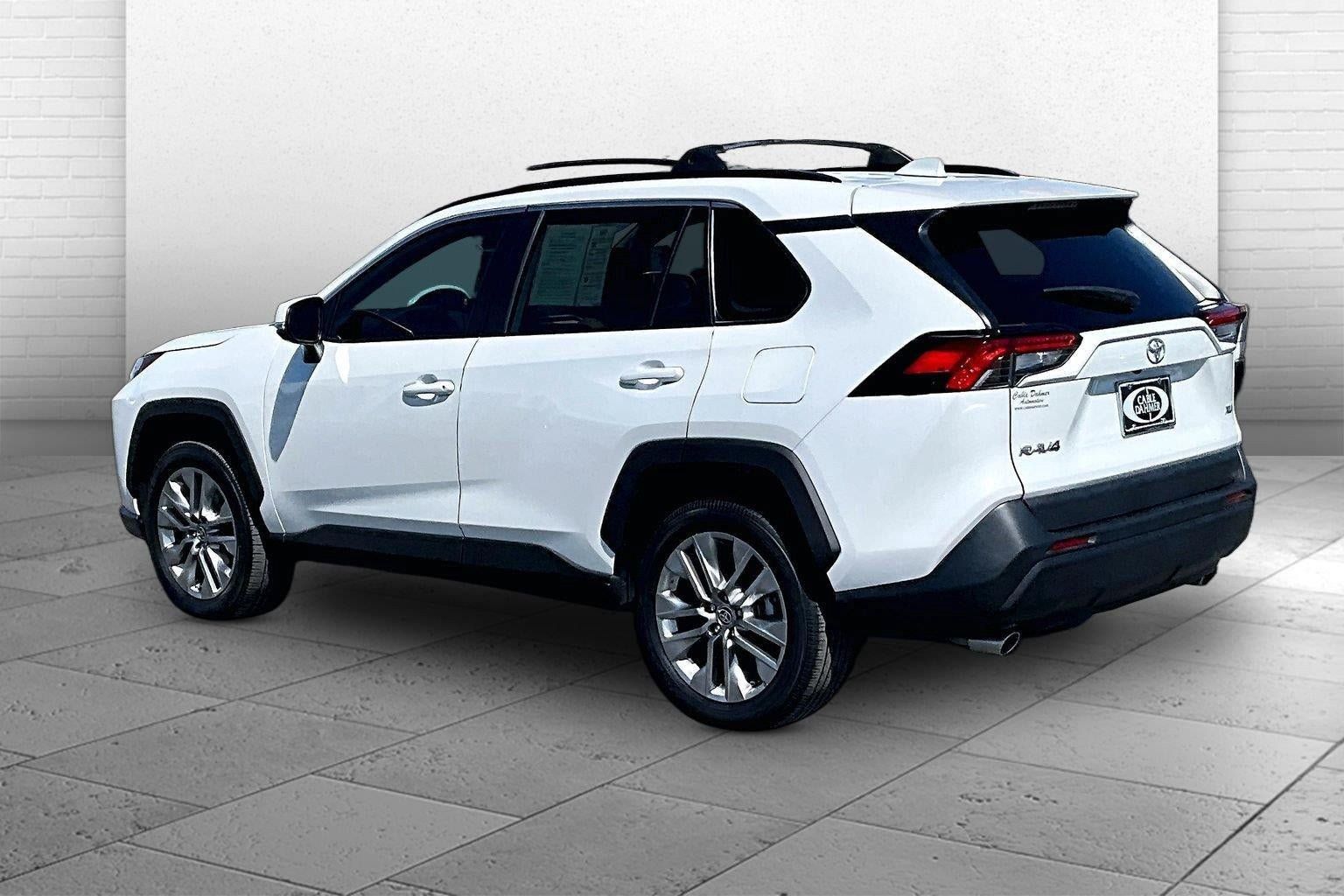 Used 2023 Toyota RAV4 XLE Premium FWD image 11