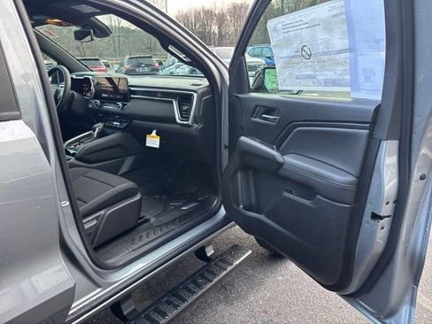 New 2026 GMC Canyon Elevation w/ Convenience Package image 39