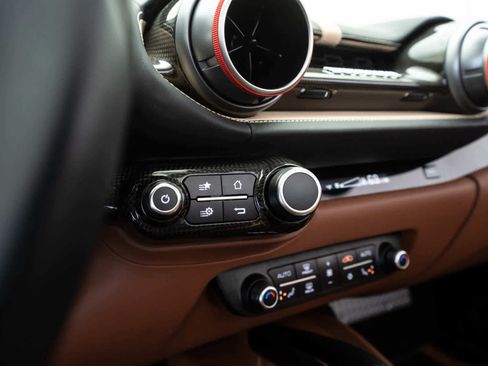 Used 2022 Ferrari 812 GTS RWD image 28