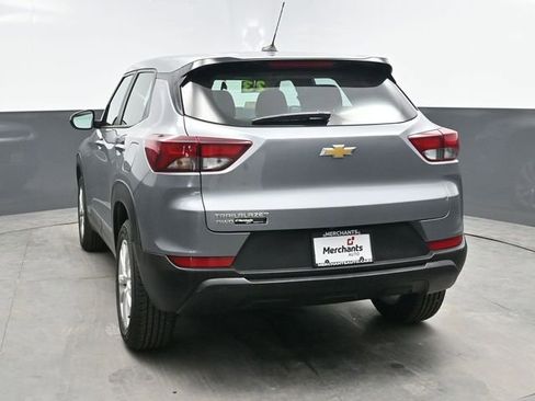 Used 2023 Chevrolet TrailBlazer LS AWD/4WD image 5