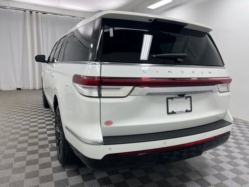 Certified 2024 Lincoln Navigator L Reserve image 7