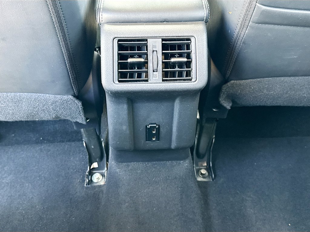 Used 2020 Mitsubishi Outlander SE FWD image 26