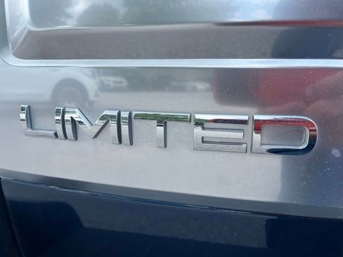 Used 2017 Ford Flex Limited w/ Equipment Group 301A FWD image 30