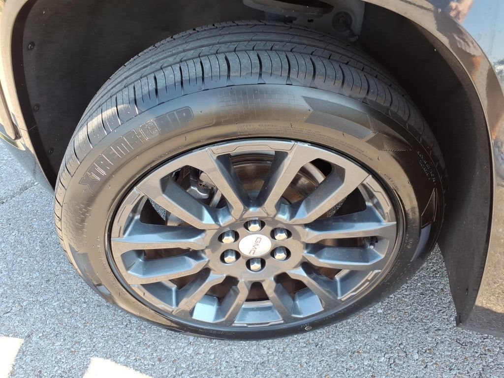 Used 2020 GMC Acadia Denali FWD image 22