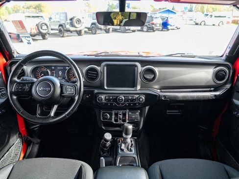 Used 2021 Jeep Gladiator Willys image 20