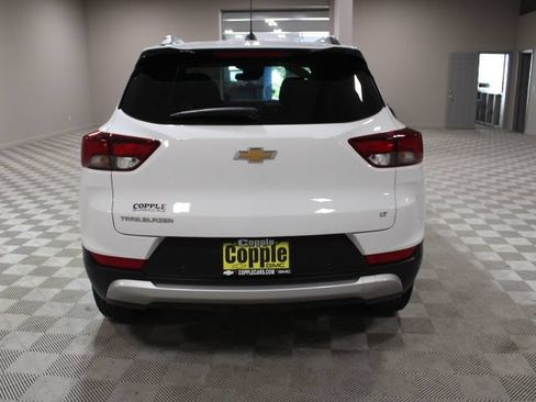 Used 2024 Chevrolet TrailBlazer LT w/ Convenience Package FWD image 10