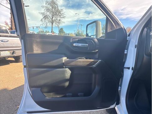 Used 2021 Chevrolet Silverado 2500 LT w/ Fleet Comfort Package image 14