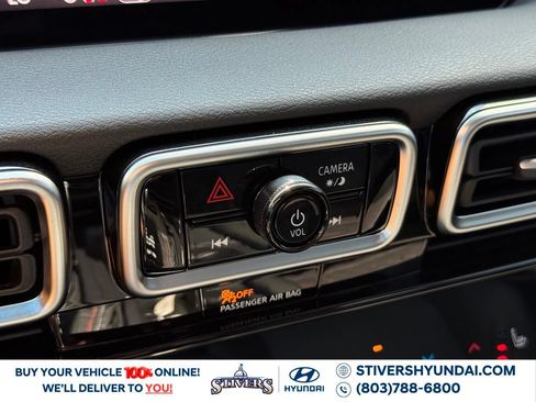 Used 2026 Nissan Sentra SR w/ SR Premium Package FWD image 39