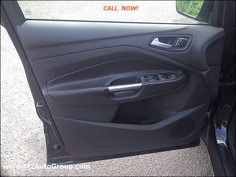 Used 2014 Ford Escape Titanium image 37