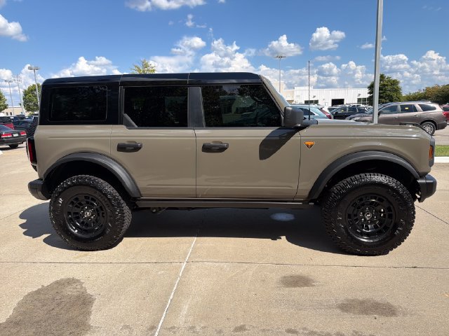 Used 2026 Ford Bronco Badlands AWD/4WD image 6