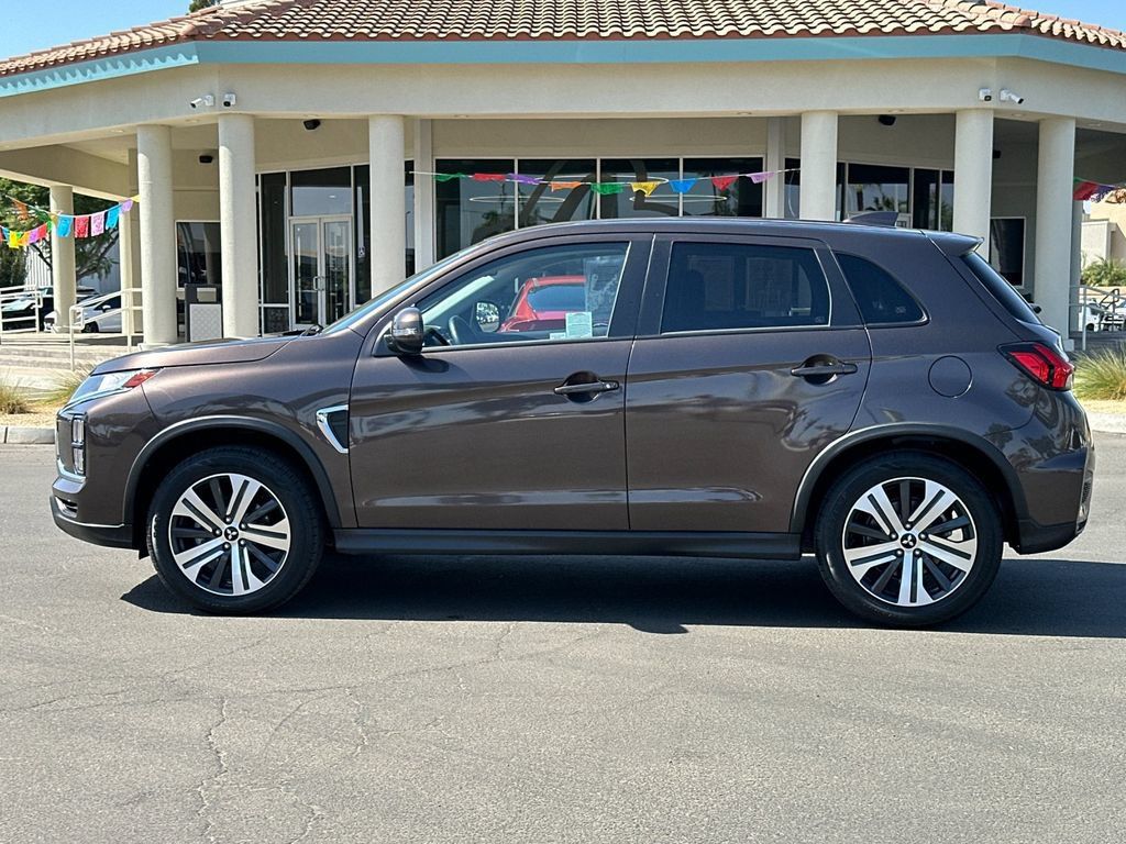 Used 2024 Mitsubishi Outlander Sport AWD image 2