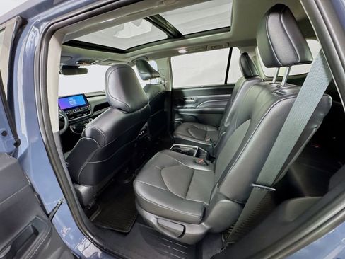 Certified 2025 Toyota Grand Highlander AWD Hybrid image 24