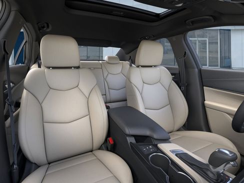 New 2026 Cadillac CT4 Luxury image 16