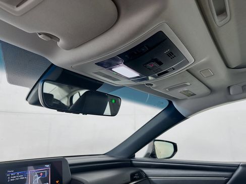 Used 2021 Lexus ES 350 w/ Accessory Package FWD image 18