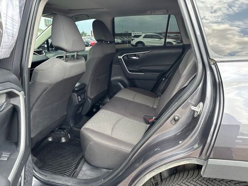 Used 2022 Toyota RAV4 XLE w/ Convenience Package AWD/4WD image 27