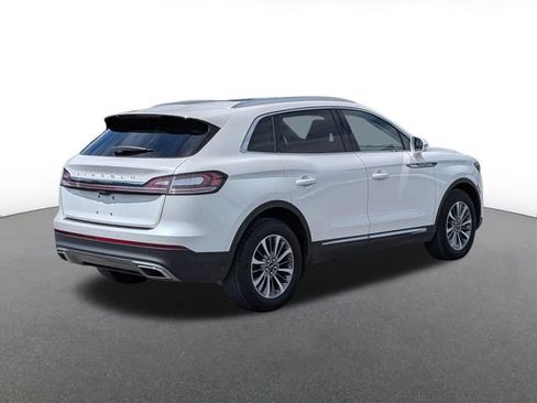 Used 2023 Lincoln Nautilus Reserve AWD/4WD image 3