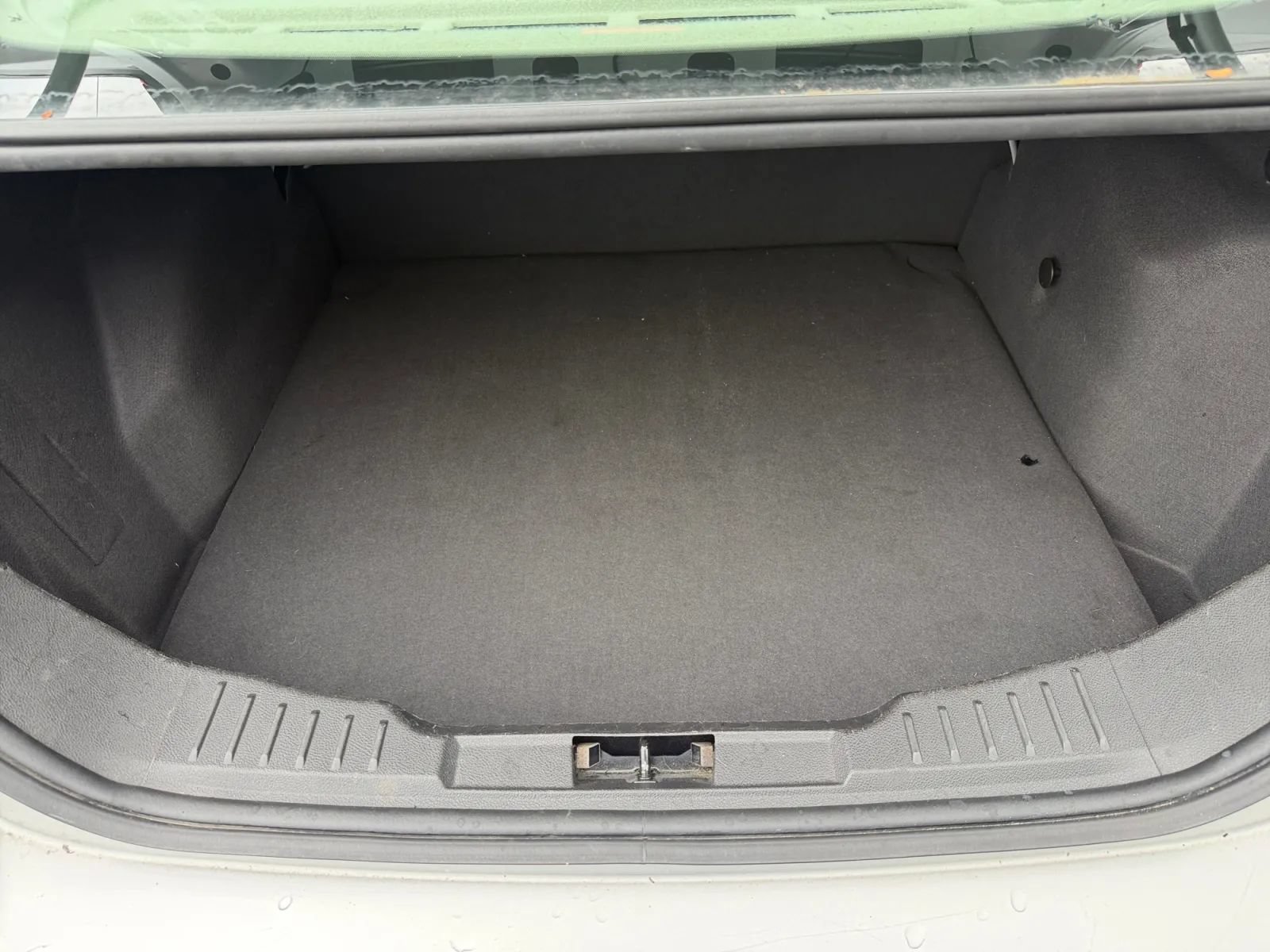 Used 2014 Ford Focus SE FWD image 18
