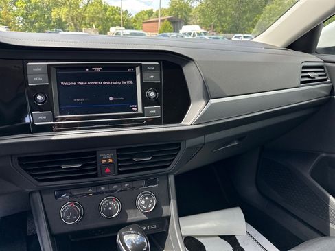 Used 2024 Volkswagen Jetta S image 26