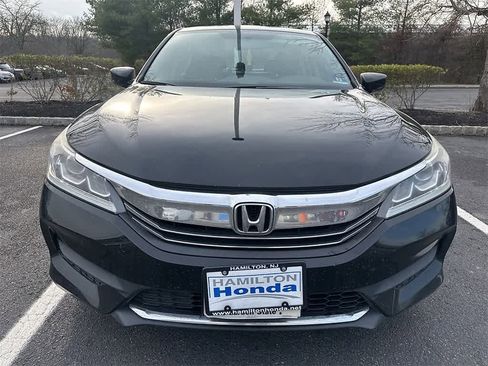 Used 2017 Honda Accord LX image 2