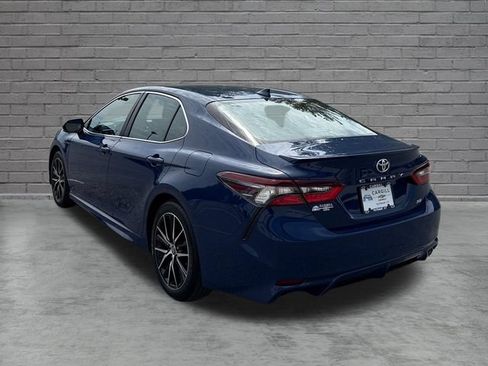 Used 2024 Toyota Camry SE FWD image 5