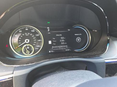 Used 2025 Genesis GV70 3.5T Sport AWD/4WD image 8