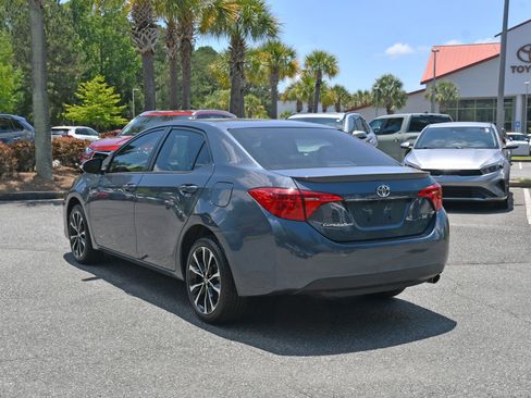 Used 2019 Toyota Corolla SE FWD image 3