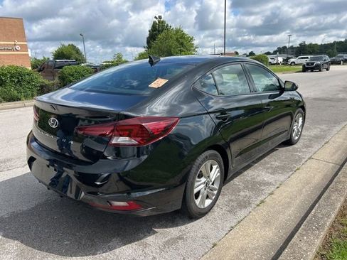 Used 2019 Hyundai Elantra SEL w/ Cargo Package FWD image 3