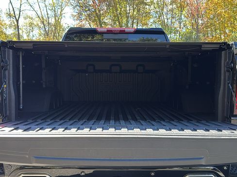 Certified 2024 GMC Sierra 1500 Denali Ultimate image 30